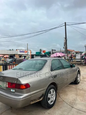 Toyota Camry 2002 Gray