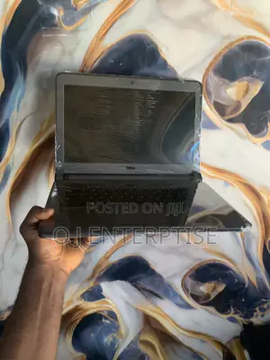 Laptop Dell Latitude 3340 4GB Intel Celeron HDD 500GB