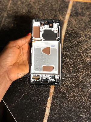 Samsung S21 Plus Screen