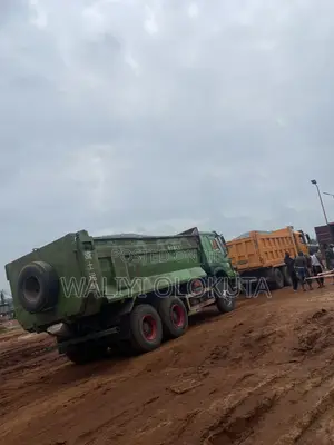 30 Tons of Granite Direct From Quarry