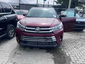 Toyota Highlander LE 4dr SUV (3.5L 6cyl 6A) 2015 Burgundy