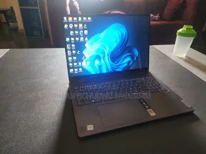 Laptop Lenovo Yoga 7i 16GB Intel Core Ultra 5 SSD 500GB