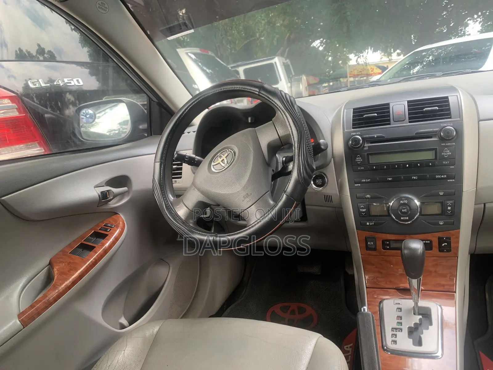 Toyota Corolla 2011 Silver