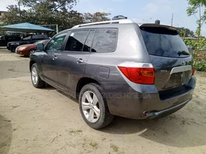 Toyota Highlander 2009 Gray