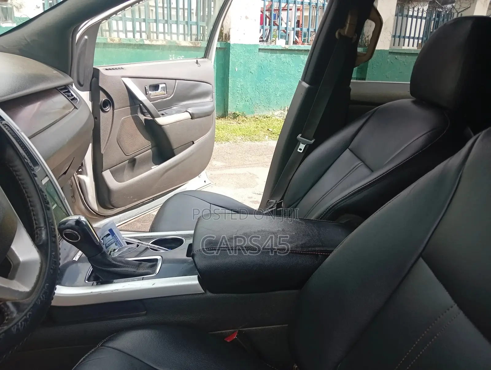 Ford Edge 2011 Silver