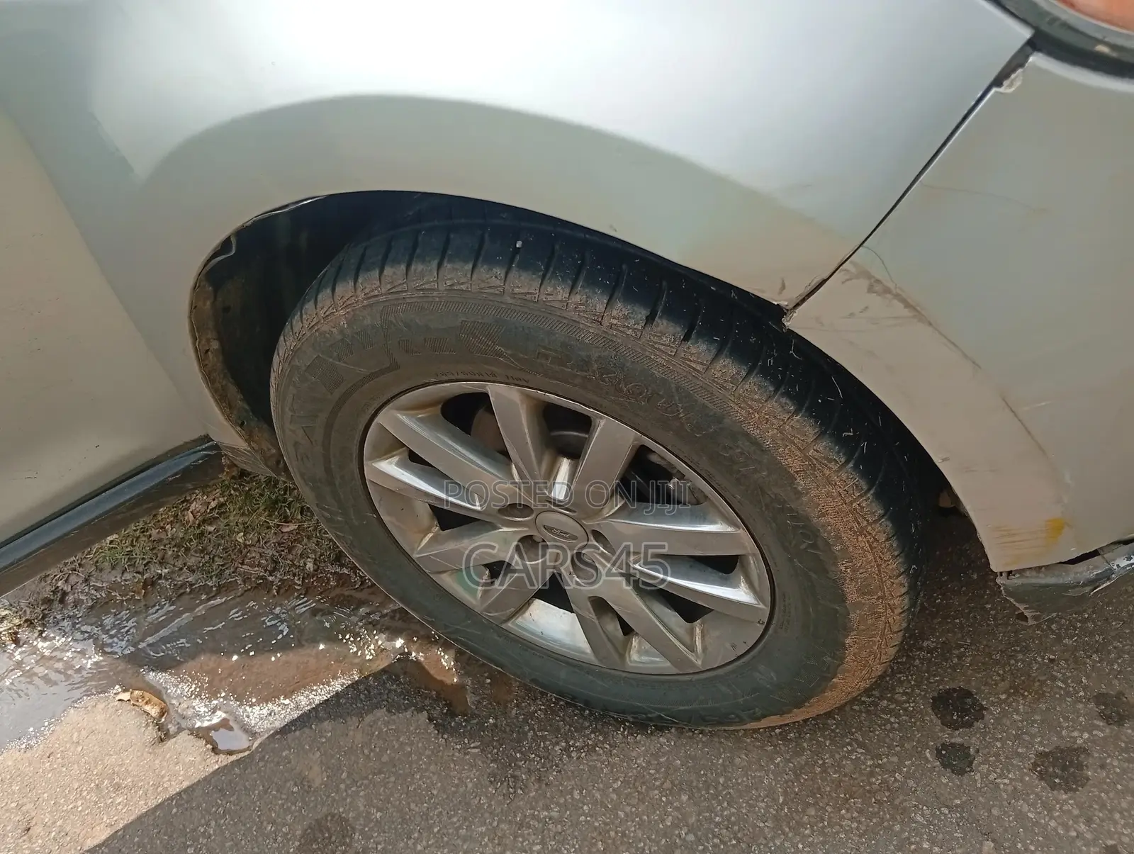 Ford Edge 2011 Silver