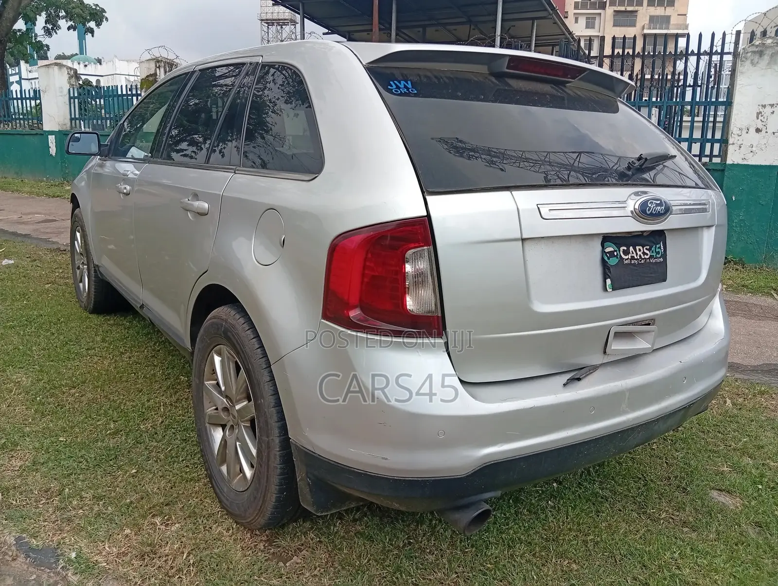 Ford Edge 2011 Silver