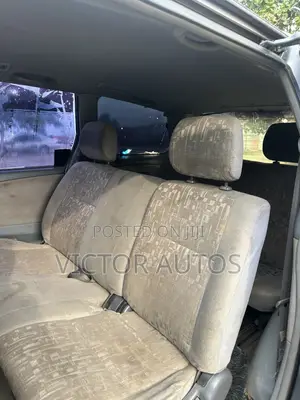 Toyota Previa 2003 Silver