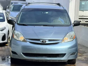 Toyota Sienna 2006 Blue