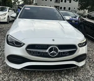Mercedes-Benz C300 2021 White