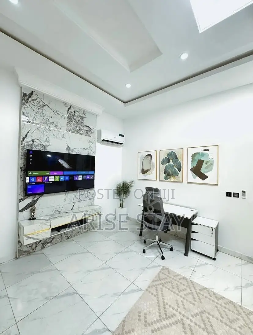 4-Bedroom Self-Compound With Ps5 & Jacuzzi | Lekki