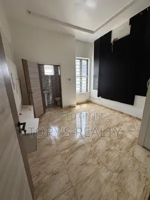 1bdrm Apartment in Lekki Phase 2 for rent