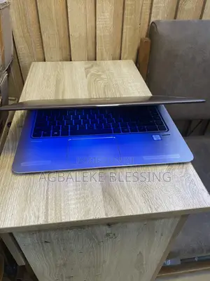 Laptop HP EliteBook 1040 G3 8GB Intel Core i5 SSD 256GB