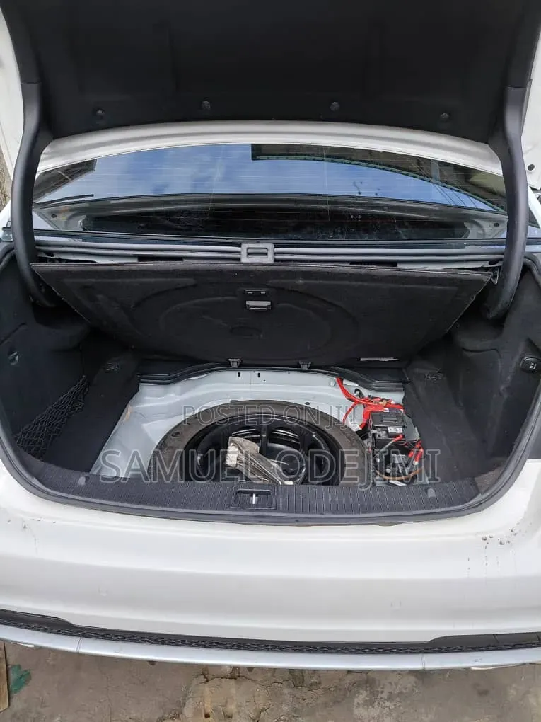 Mercedes-Benz E400 2015 White