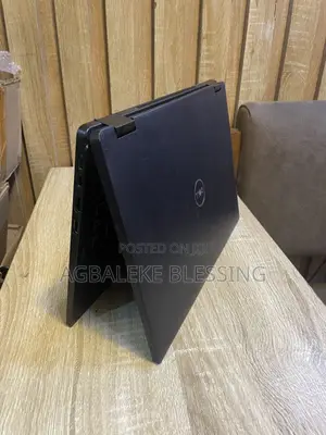 Laptop Dell Latitude 5289 2-in-1 8GB Intel Core i5 SSD 256GB