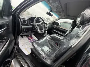 Toyota Tundra Platinum 5.7L V8 4x4 CrewMax 5.6 ft. box 145.7 in. WB