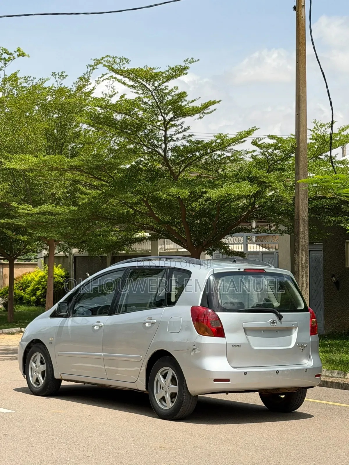 Toyota Verso 2009 Silver