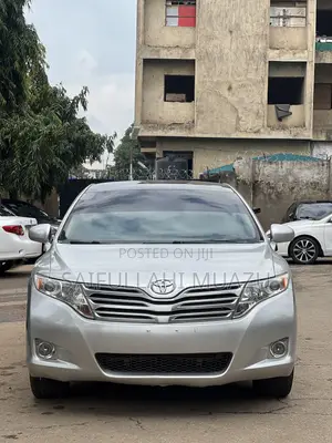 Toyota Venza V6 AWD 2010 Silver