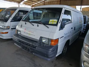 Mitsubishi L300 1998 White