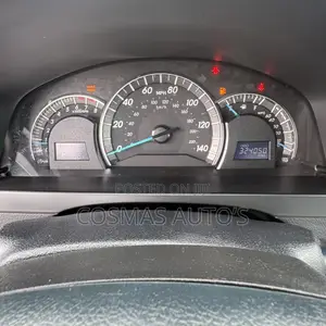 Toyota Camry SE 4dr Sedan (2.5L 4cyl 6A) 2013 Blue