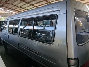 Mitsubishi L300 2012 Silver