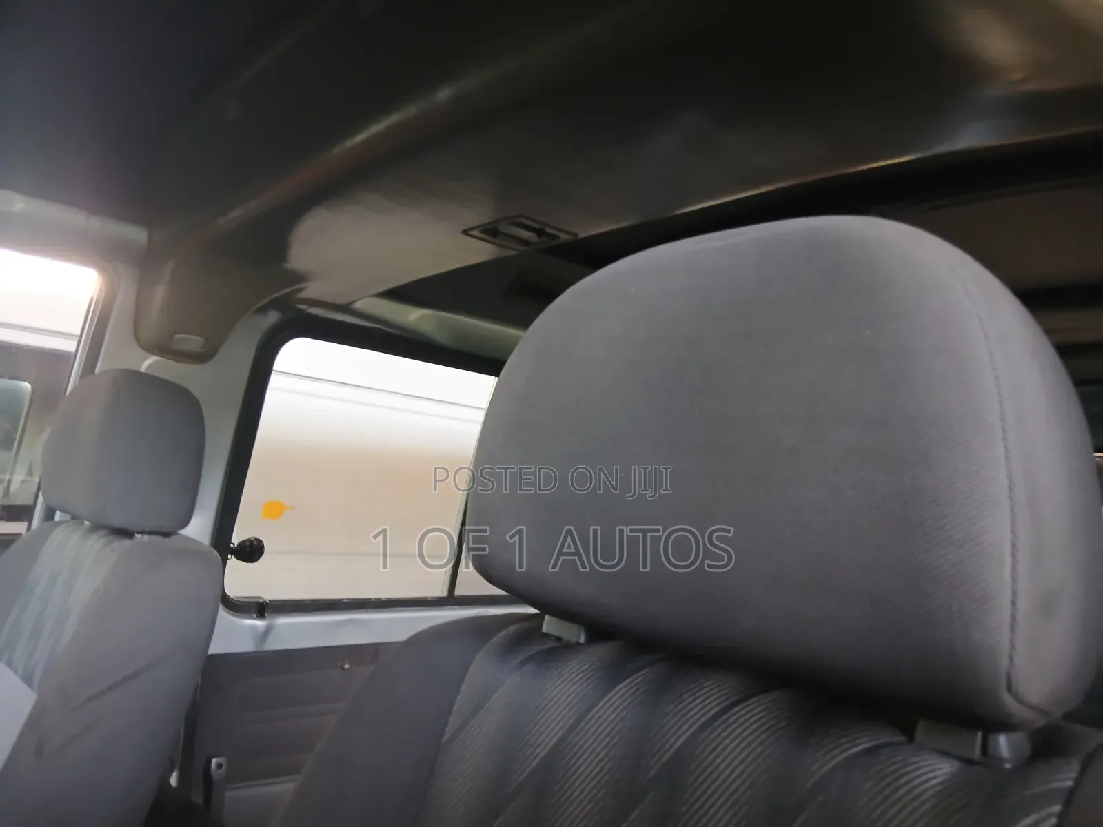 Mitsubishi L300 2012 Silver