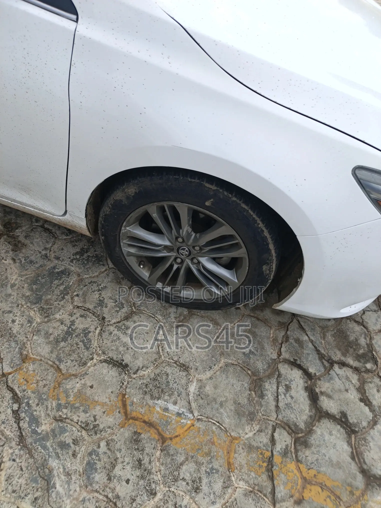 Toyota Camry 2017 White