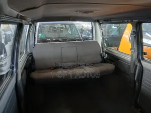 Mitsubishi L300 1998 Blue