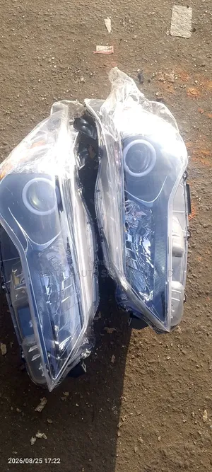 Set of Customised Head Lamp for Toyota Camry 2015