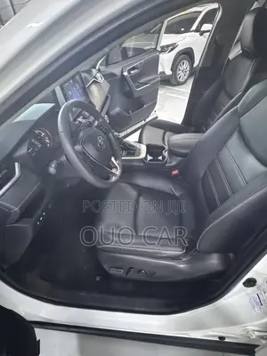 Toyota RAV4 Adventure AWD 2020 White