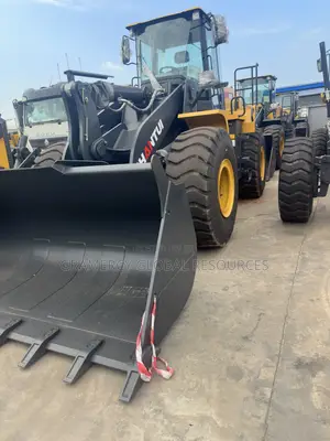 Brand New SHANTUI 5 Tons Wheel Loader L55-B5 for Sale in Lagos