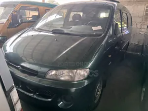 Hyundai H1 1998 Green