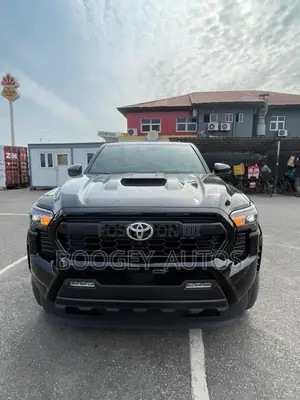 Toyota Tacoma 2025 Black