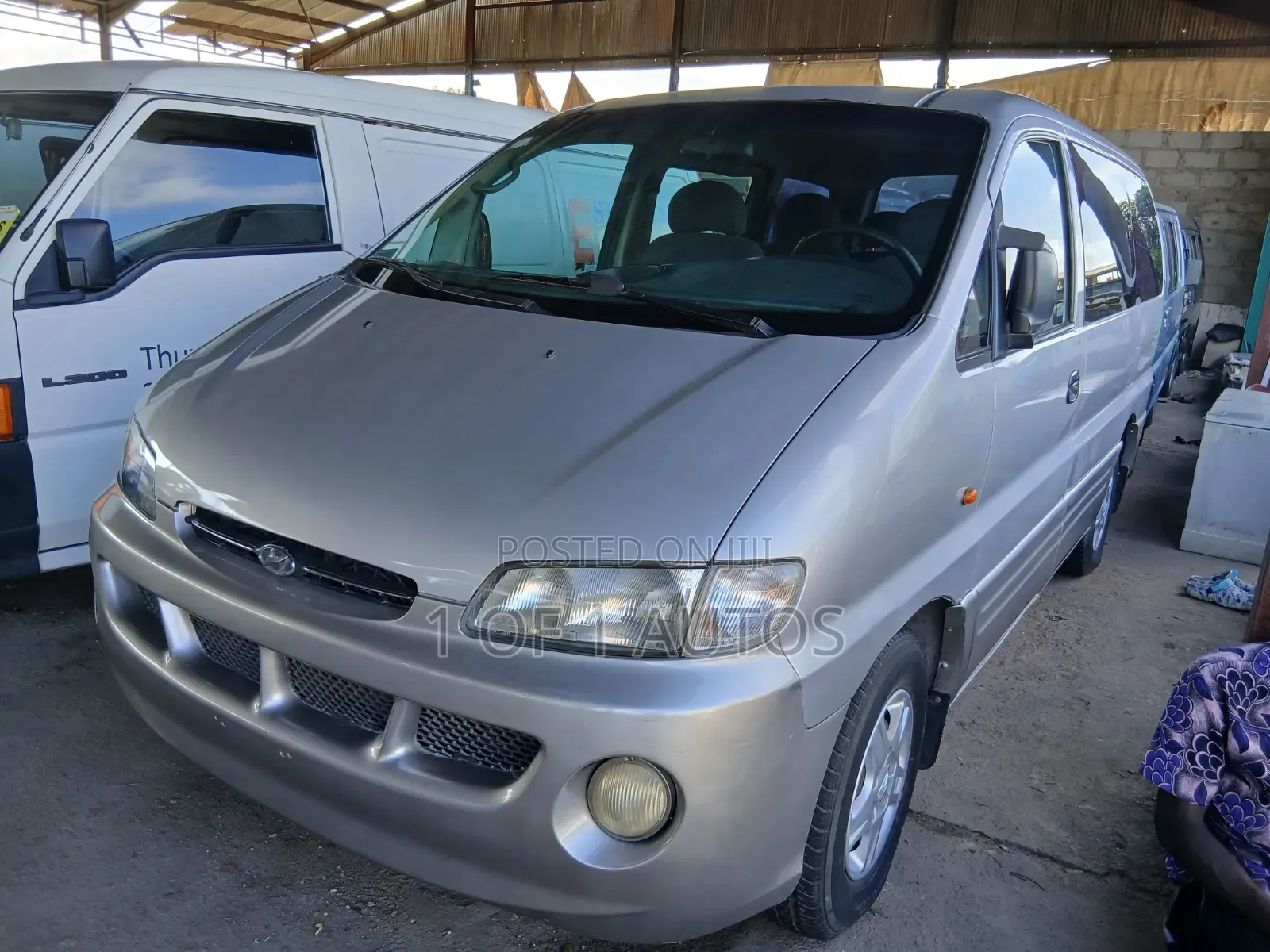 Hyundai H1 2000 Silver