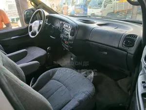 Hyundai H1 2000 Silver
