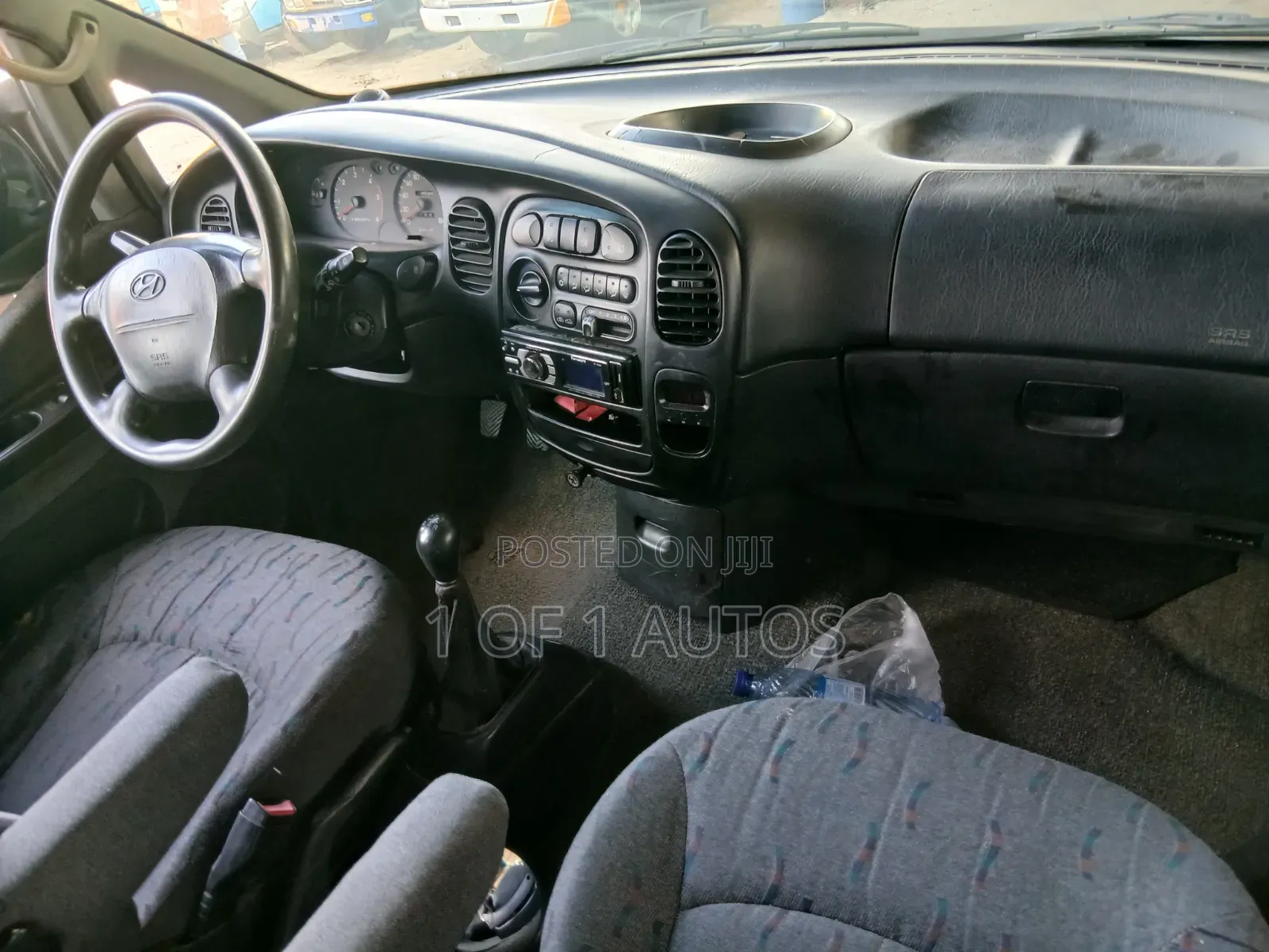 Hyundai H1 2000 Silver