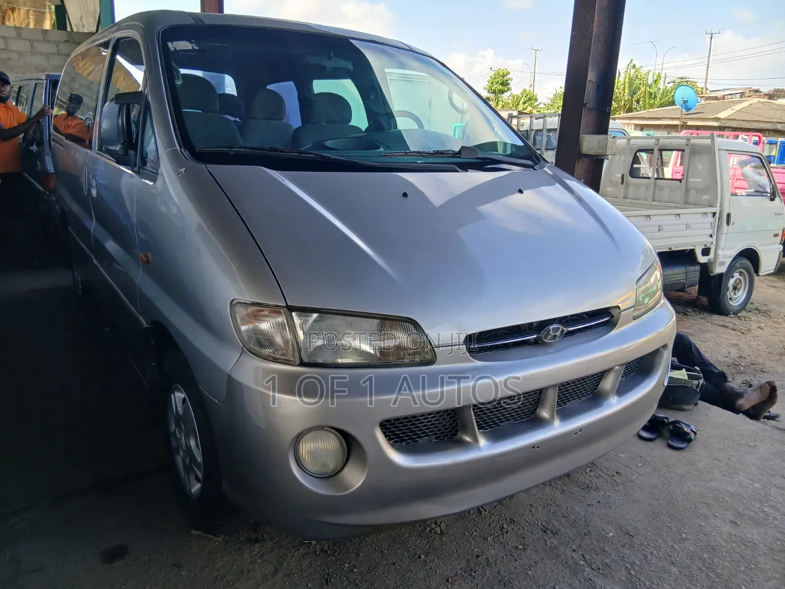 Hyundai H1 2000 Silver