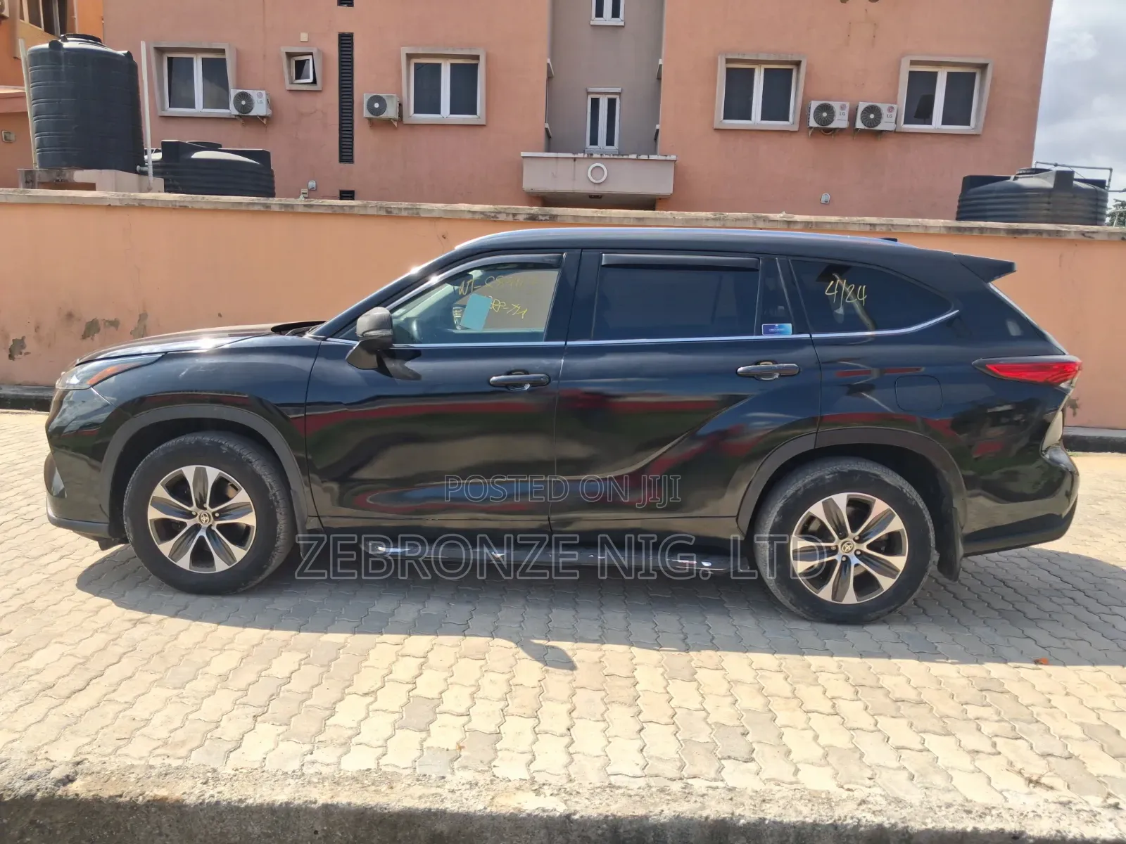 Toyota Highlander 2021 Black
