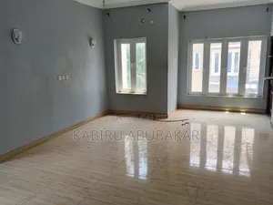 3bdrm Townhouse / Terrace in Wuye for rent