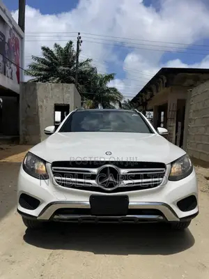 Mercedes-Benz GLC-Class 2019 White