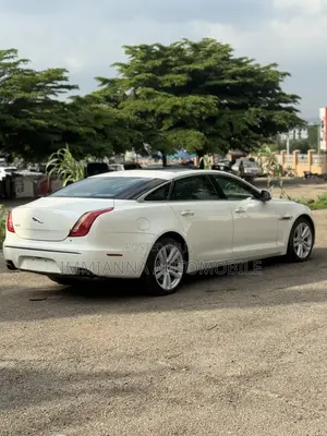Jaguar XJ Supercharged 2011 White