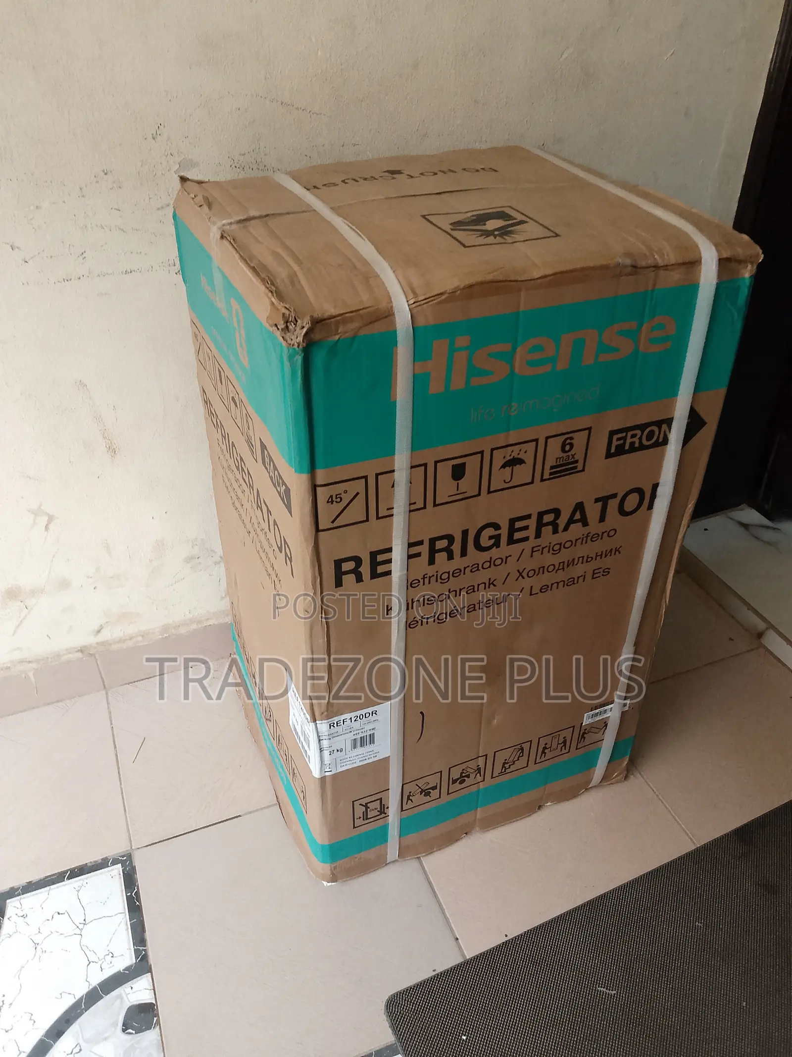 REF120DR Compact Hisense Refrigerator