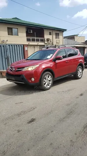 Toyota RAV4 2015 Red