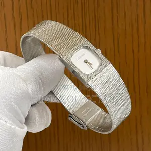 Luxury Female Calvin Klein Wristwatch Comes With Branded Box