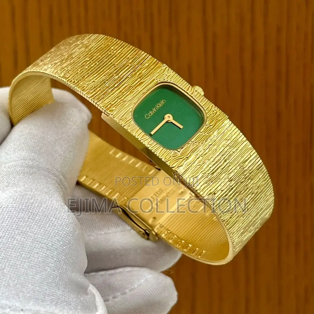 Luxury Female Calvin Klein Wristwatch Comes With Branded Box