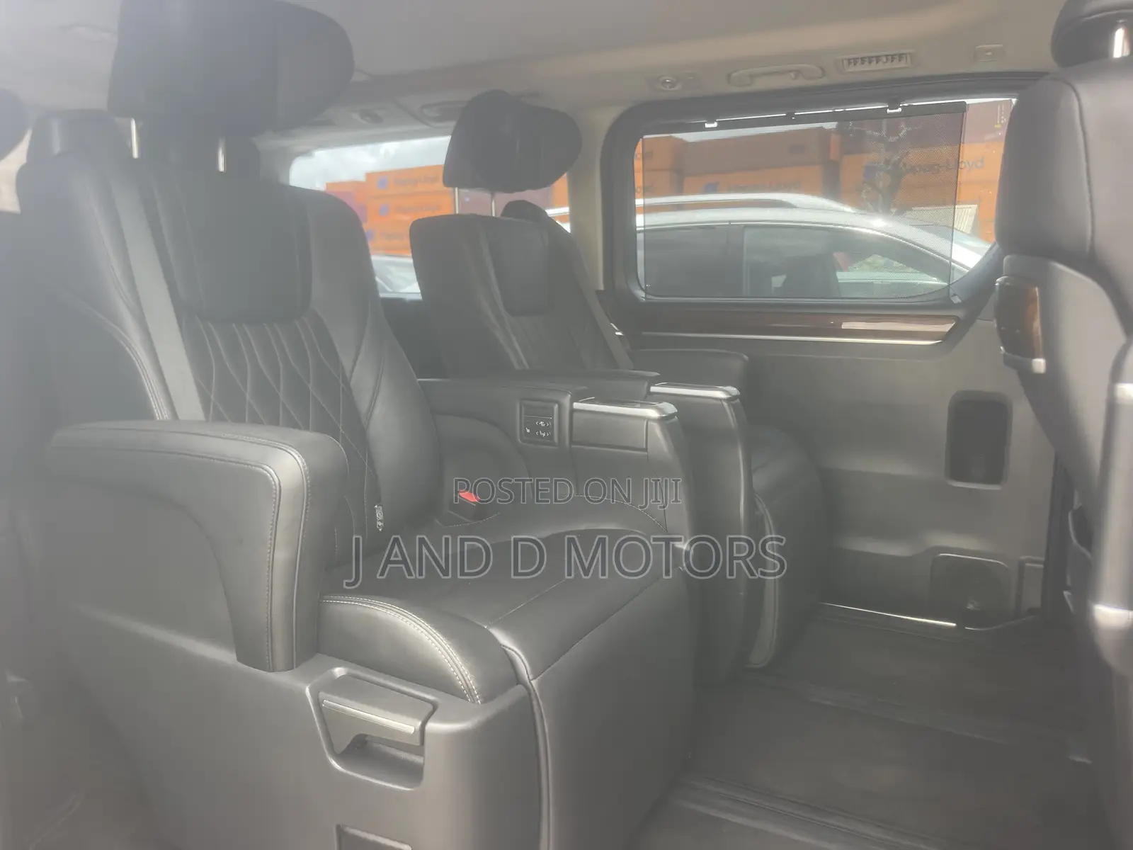 Toyota Quantum 2021 Black
