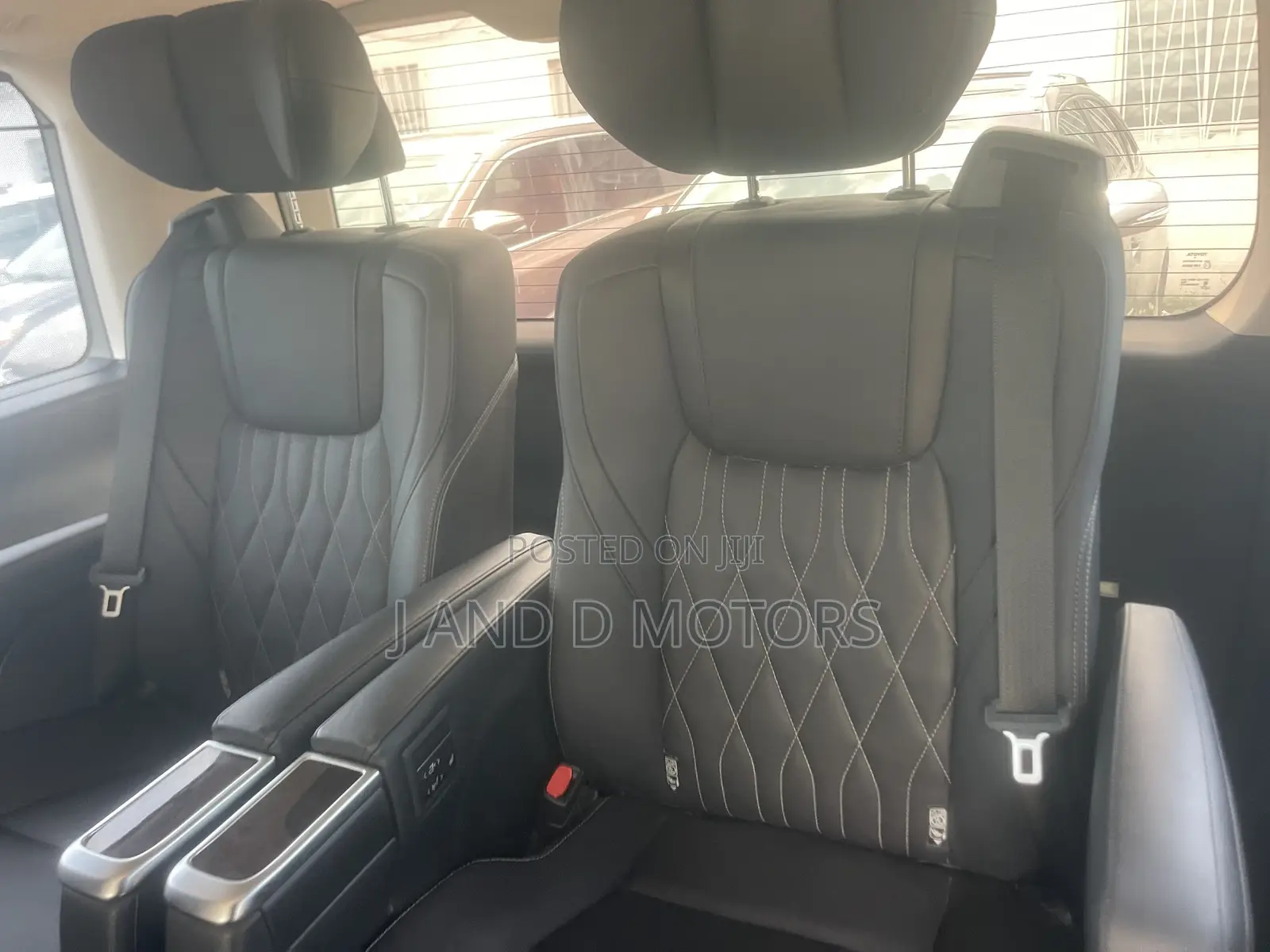 Toyota Quantum 2021 Black