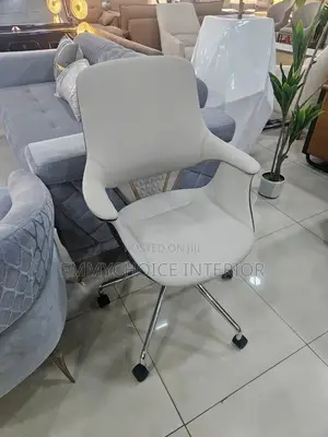 Modern Executive Swivel Office Chair With Chrome Base