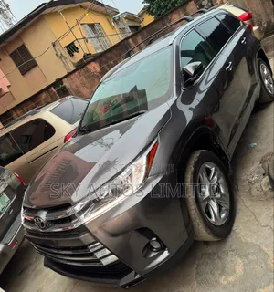 Toyota Highlander Limited 4dr SUV (3.5L 6cyl 6A) 2015 Gray