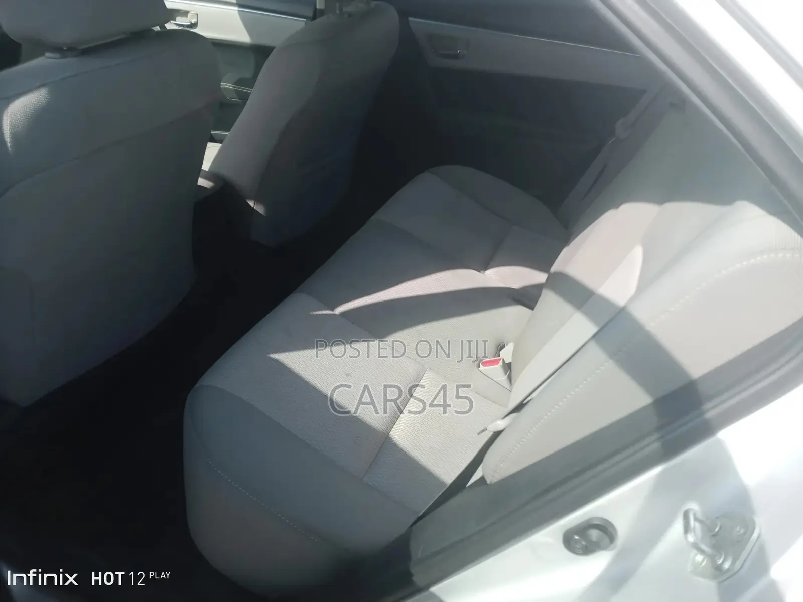 Toyota Corolla 2015 Silver